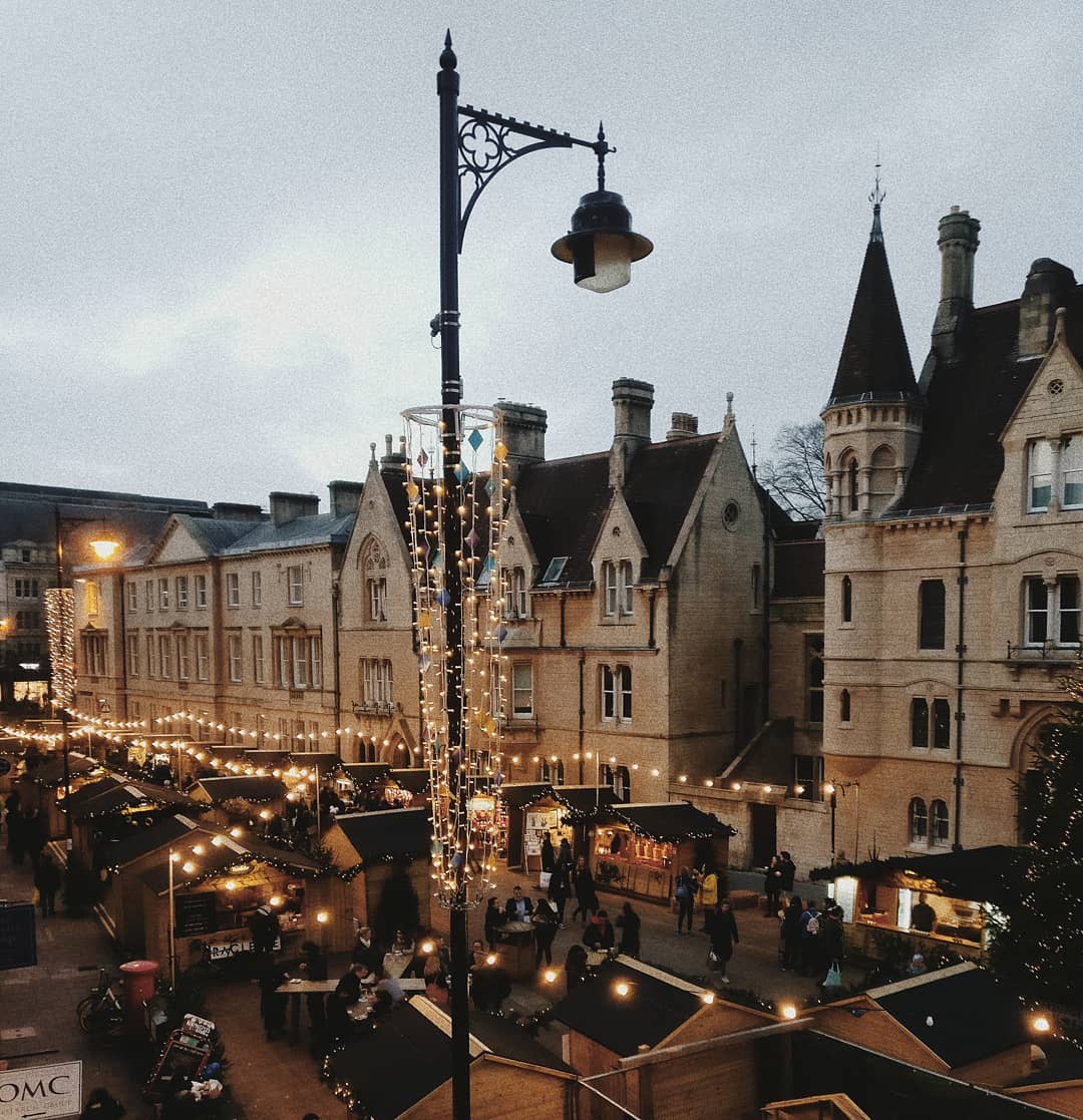 Vẻ đẹp thần tiên ở 'Thành phố của những trường đại học'. Ảnh: @claire_boucher