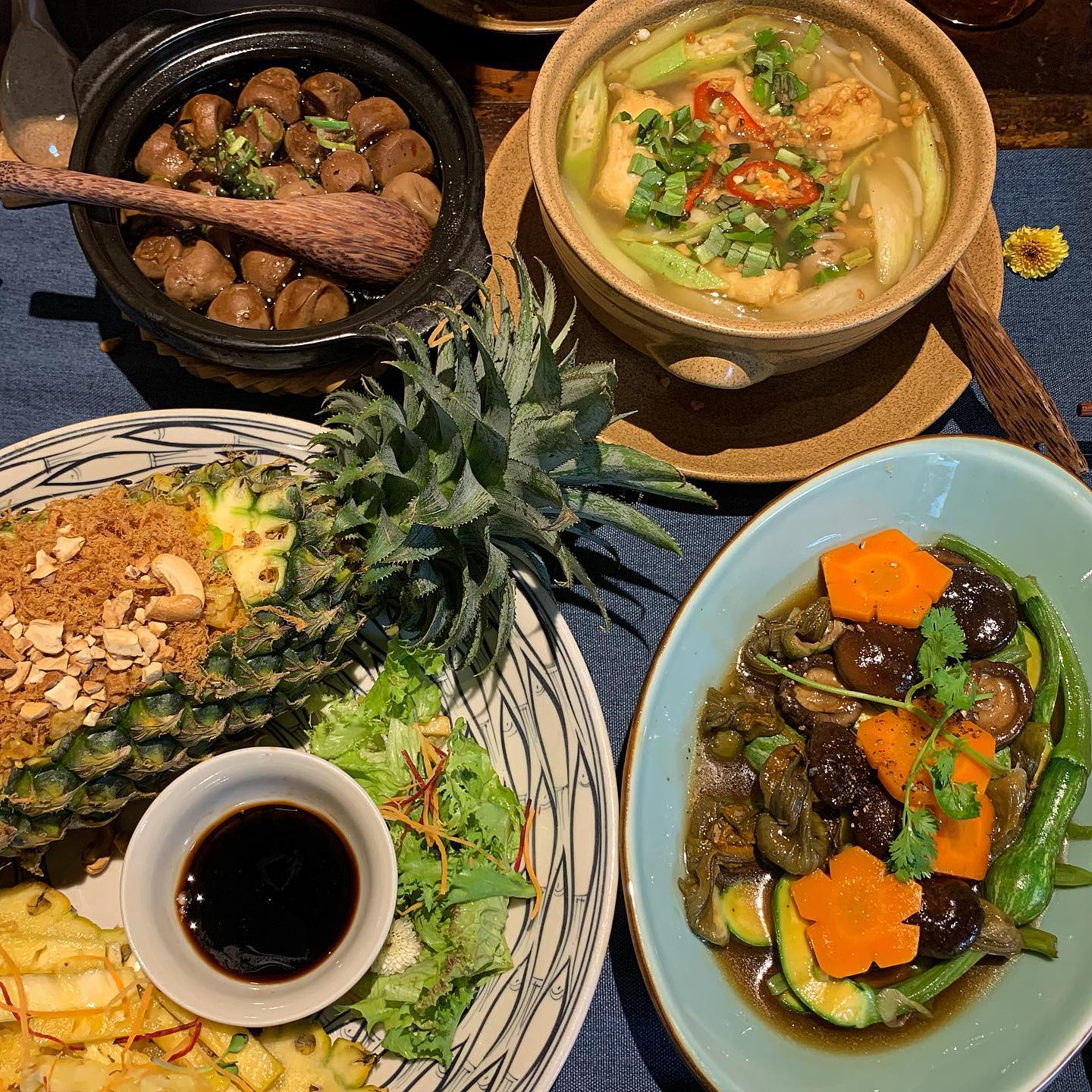 Những phần ăn đẹp mắt tại Vườn Chay. Ảnh: @saigonspoons