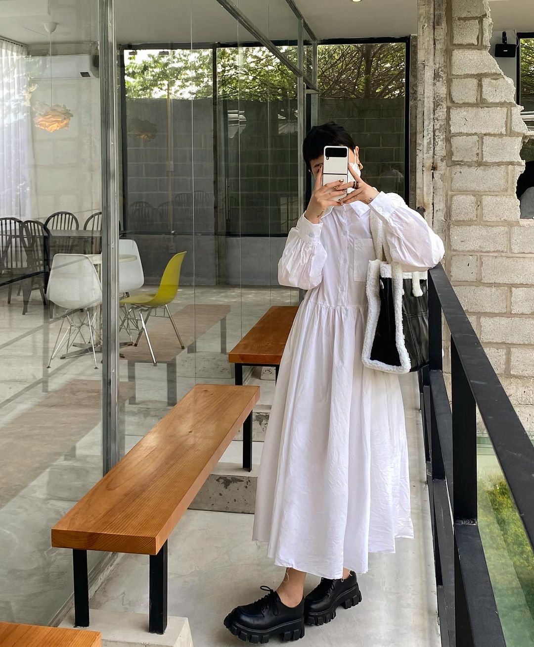 So với chi nhánh ở Hai Bà Trưng, cửa hàng mới thoáng đãng hơn. Ảnh: @ ng.hien91