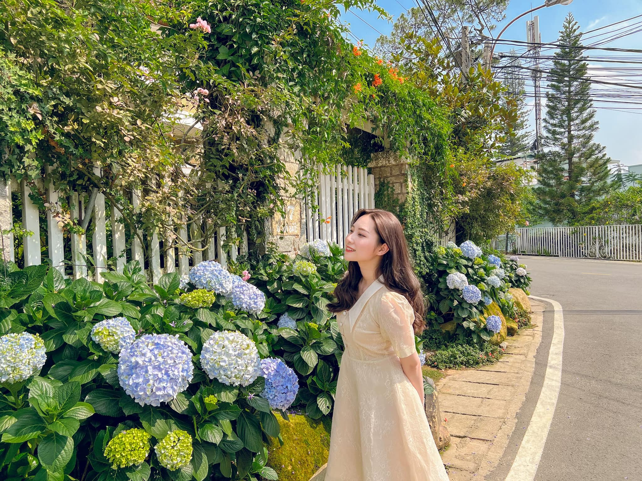 Du lịch cuối tuần là một trong những điều khiến bạn tốn kém hơn cả. Ảnh: @linh.lib