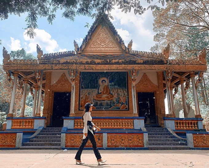 Chùa Dơi - ngôi chùa Sóc Trăng lâu đời nổi tiếng với vẻ đẹp trầm mặc và cổ kính. Ảnh: @dollinatran.