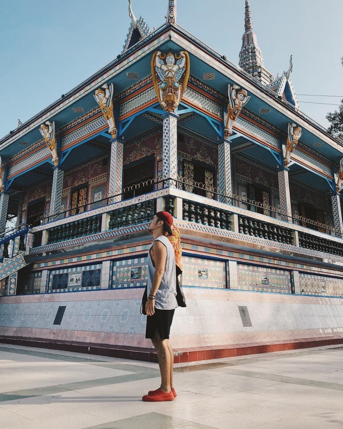 Ngôi chùa này đẹp mãn nhãn từ ngoài đời cho đến vào trong từng khung ảnh. Ảnh: @k.h.i.n.