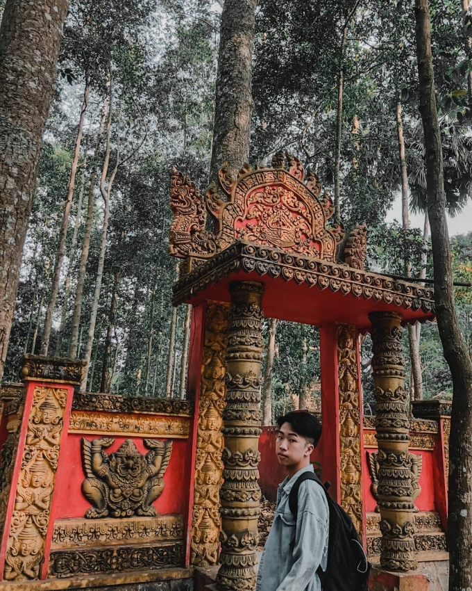 Cái tên Chùa Dơi xuất phát từ việc đây là nơi tập trung số lượng dơi cư ngụ lớn nhất ở Sóc Trăng. Ảnh: @phucvinh213.