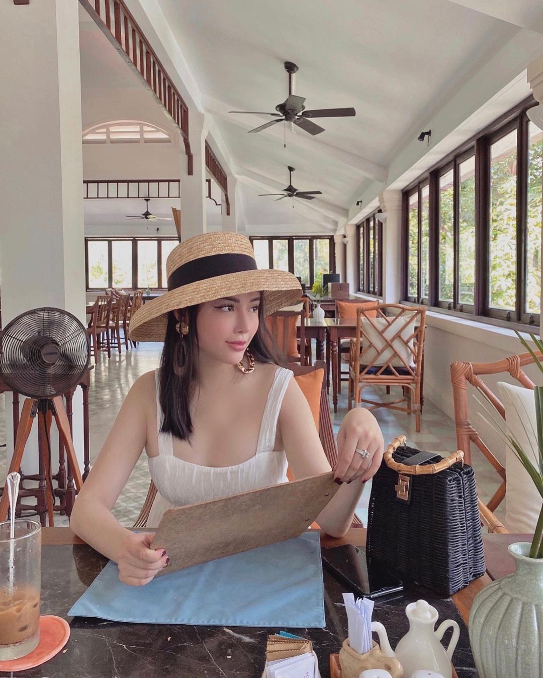 Ảnh: @snowwhiteglam.