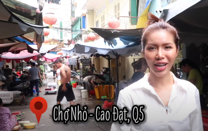 Chợ Cao Đạt là khu chợ tự phát ở quận 5, Sài Gòn.