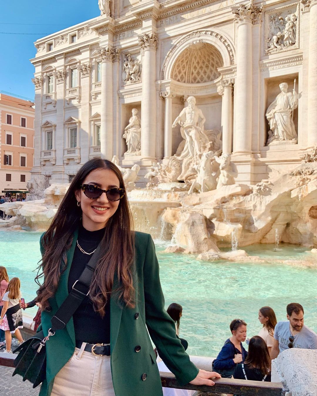 Đài phun nước Trevi. Ảnh: @annamaria_stav