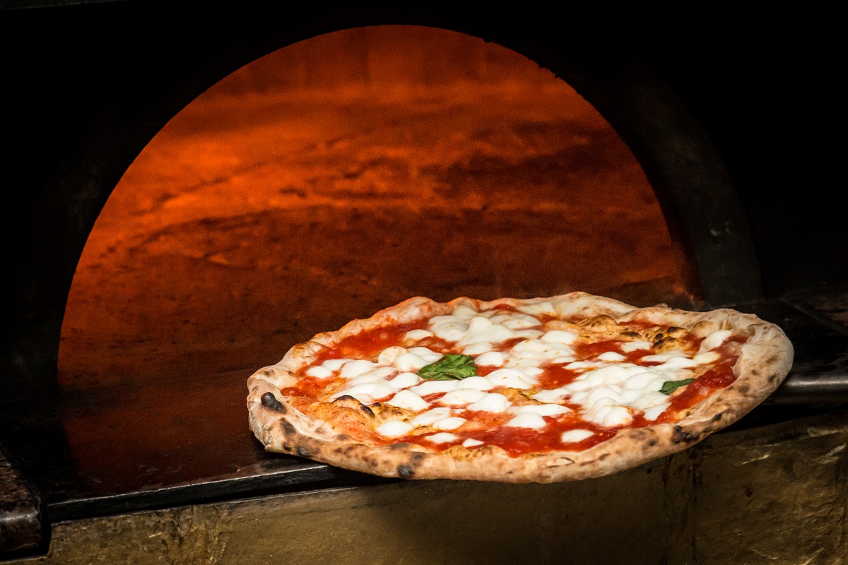 Năm 2017, nghệ thuật làm bánh pizza Napoli đã được UNESCO chọn là Di sản văn hóa Phi vật thể