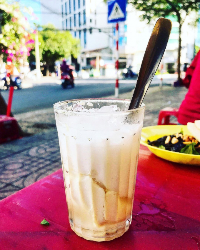 Tàu hủ đá - món ngon không kém gỏi ở Gỏi khô bò Hưng Thịnh Ảnh: @_heavenof_hai