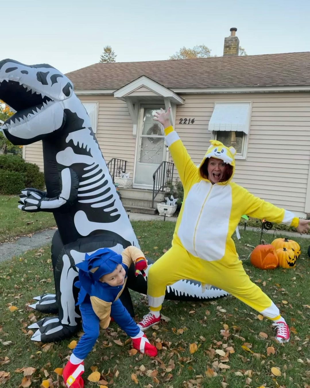 Người dân Anoka 'bung xõa' dịp Halloween. Ảnh: @maddelynkrystie