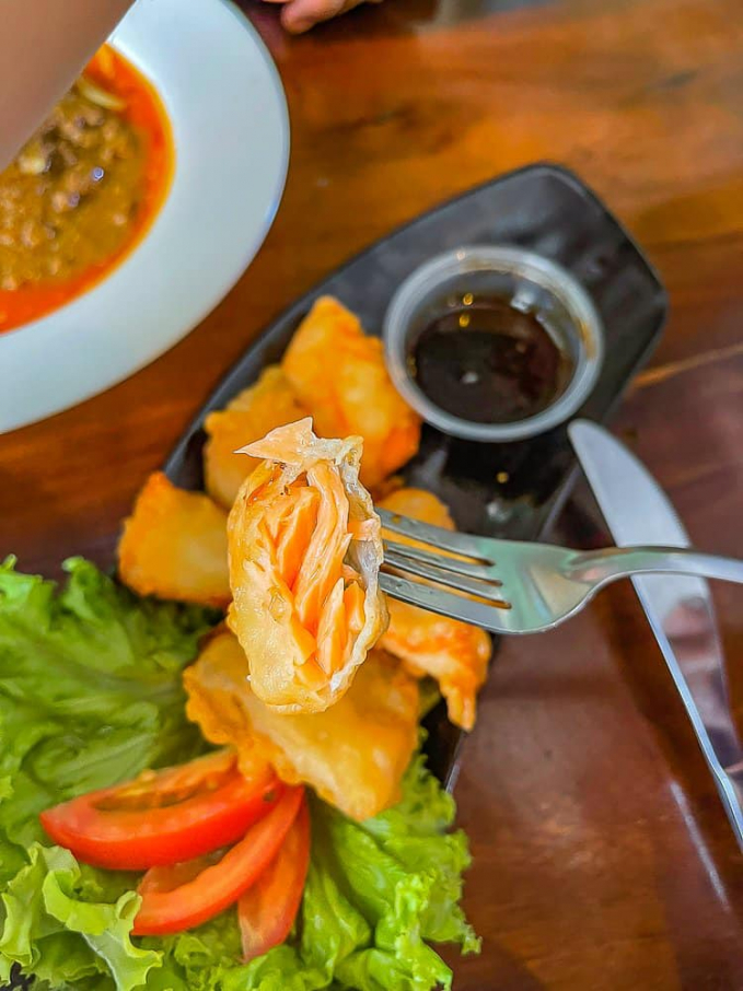 the-valley-bistro-7-15414145