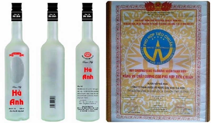 Rượu nếp đặc sản Can Lộc Hà Tĩnh đã lan tỏa khắp Việt Nam và là loại quà quê Hà Tĩnh nổi tiếng. Không giống như những loại rượu nếp bình thường khác, Rượu Can Lộc mang lại cho người uống sự đậm đà khó quên