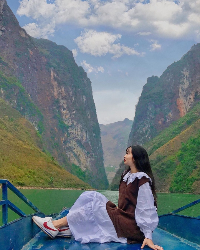 Nhẹ nhàng thả hồn vào chốn tiên cảnh để tận hưởng hết thanh xuân tươi đẹp Ảnh: IIG (tranthanhbich)