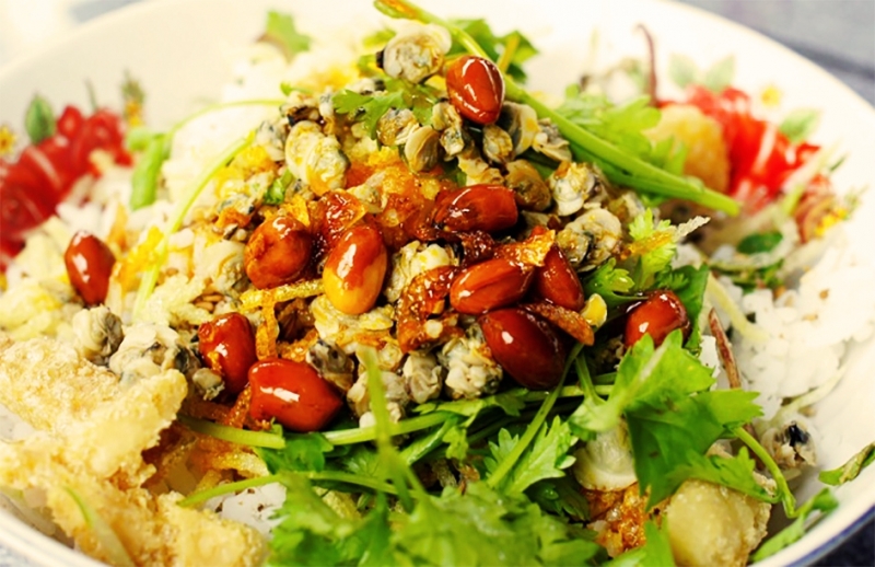 Cơm hến quán Nhỏ
