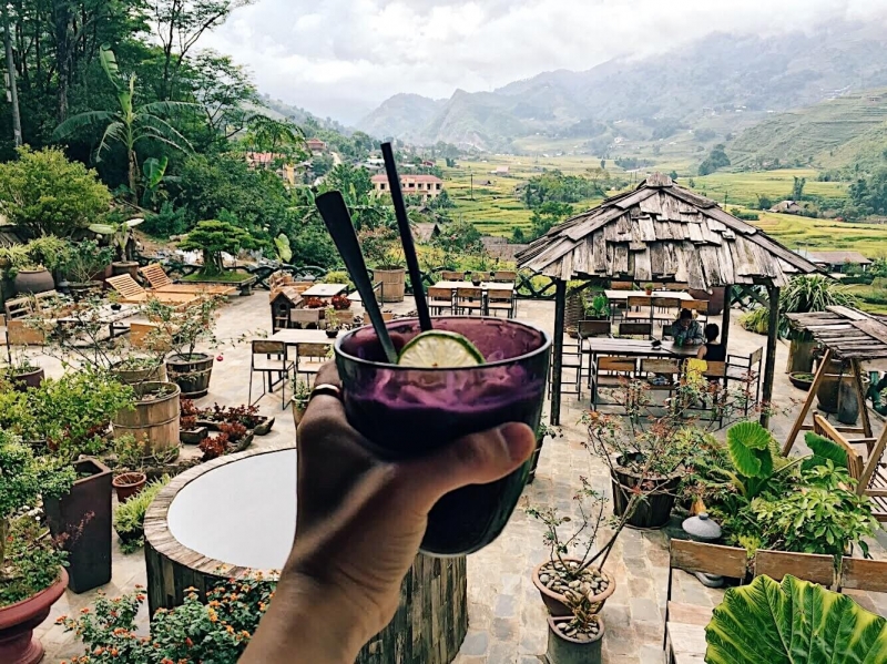 5. Sống thử cùng dân làng bản Tả Van trong các homestay (cách trung tâm thị trấn 8 km)