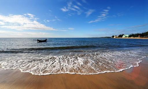 bãi biển Cửa Tùng có vẻ đẹp chưa bao giờ thua kém các bãi biển khác trên cả nước