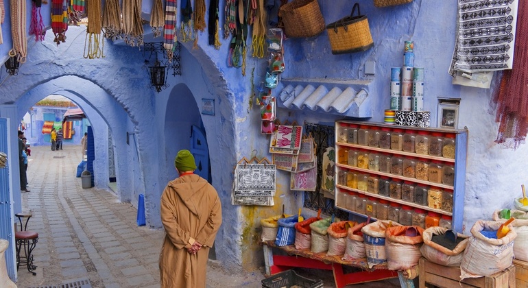 Sự kết hợp kiến trúc Morocco và Andalucia tạo nên con đường độc đáo