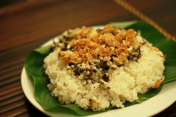 Xôi trứng kiến - Đặc sản Ninh Bình