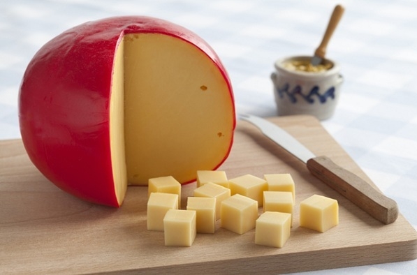 edam-cheese-la-gi-1-2043