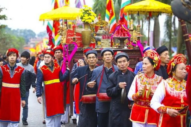 Lễ hội chùa Dâu thu hút rất nhiều sự quan tâm của du khách thập phương