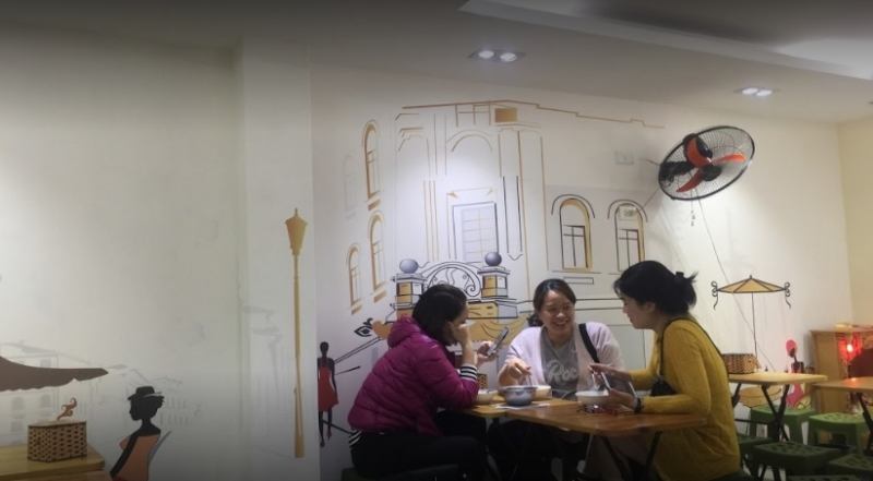 Quán có không gian vui mắt