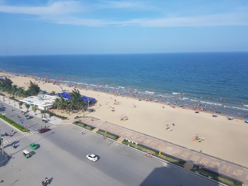 Toàn cảnh bãi biển Sầm Sơn