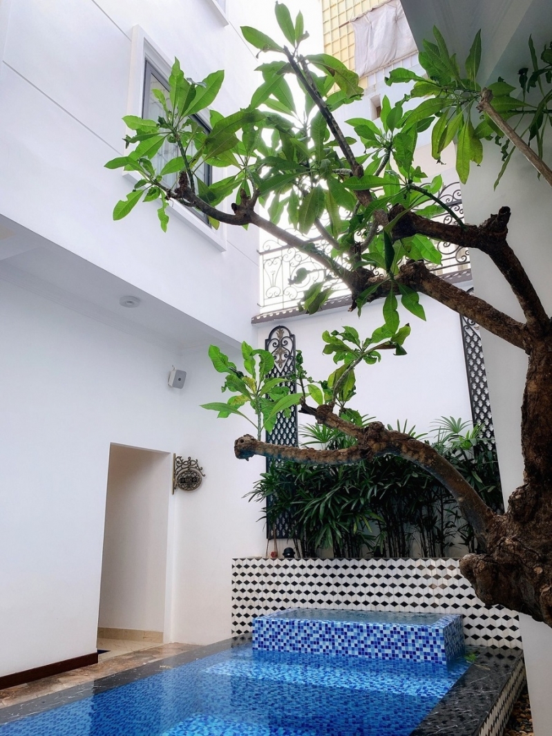 Không gian thoáng mát, trong lành tại Grand Villa Bakery & Coffee