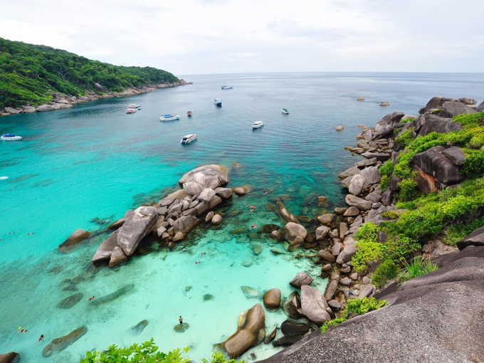 Người gọi quần đảo Similan là thiên đường của các thợ lặn, những người tìm kiếm báu vật thiên nhiên dưới làn nước