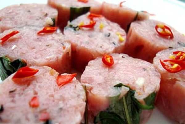 nem-chua-hue-600x402
