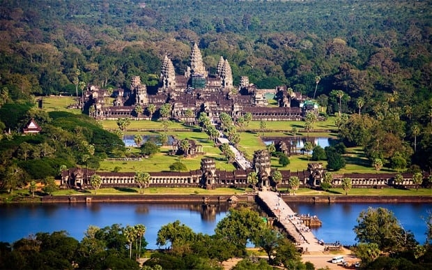 Quần thể di tích đền Angkor Wat
