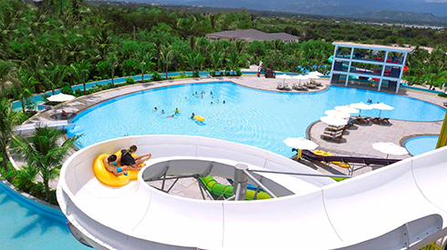 Công viên nước nằm trong quần thể Cam Ranh Riviera Beach Resort& Spa - một công trình được xây dựng từ lắng nghe nhu cầu của khách hàng