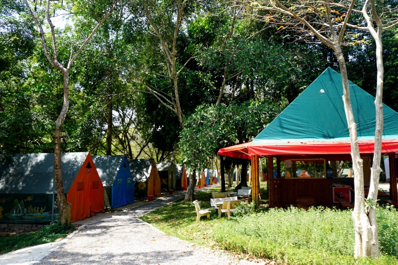 Khu phòng nghỉ tập thể - Ảnh Fiona Doan