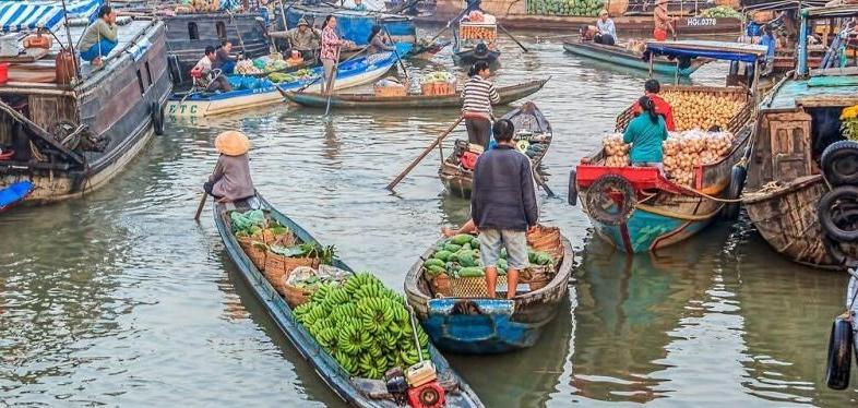 Chợ nổi Phụng Hiệp