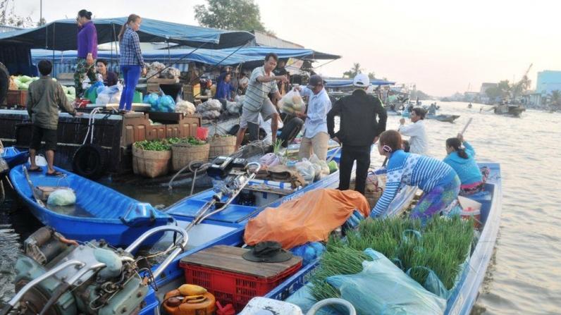 Chợ nổi Vĩnh Thuận