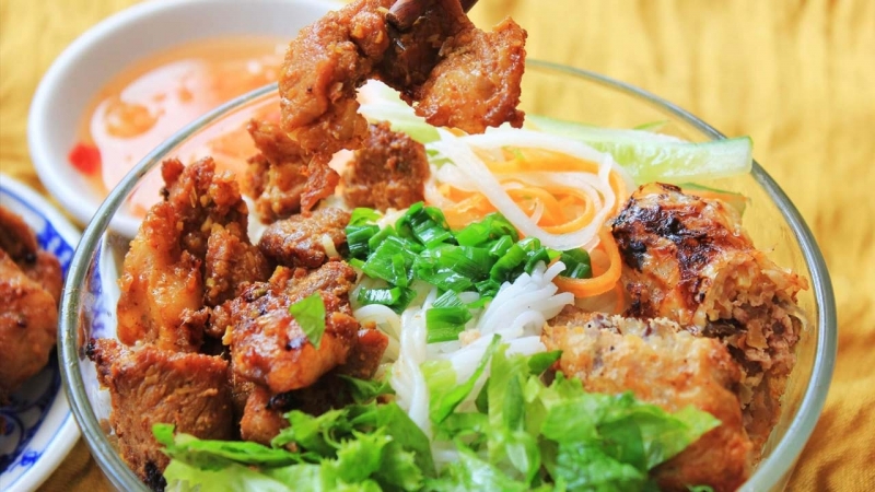 Bun Thit Nuong Da Lat.