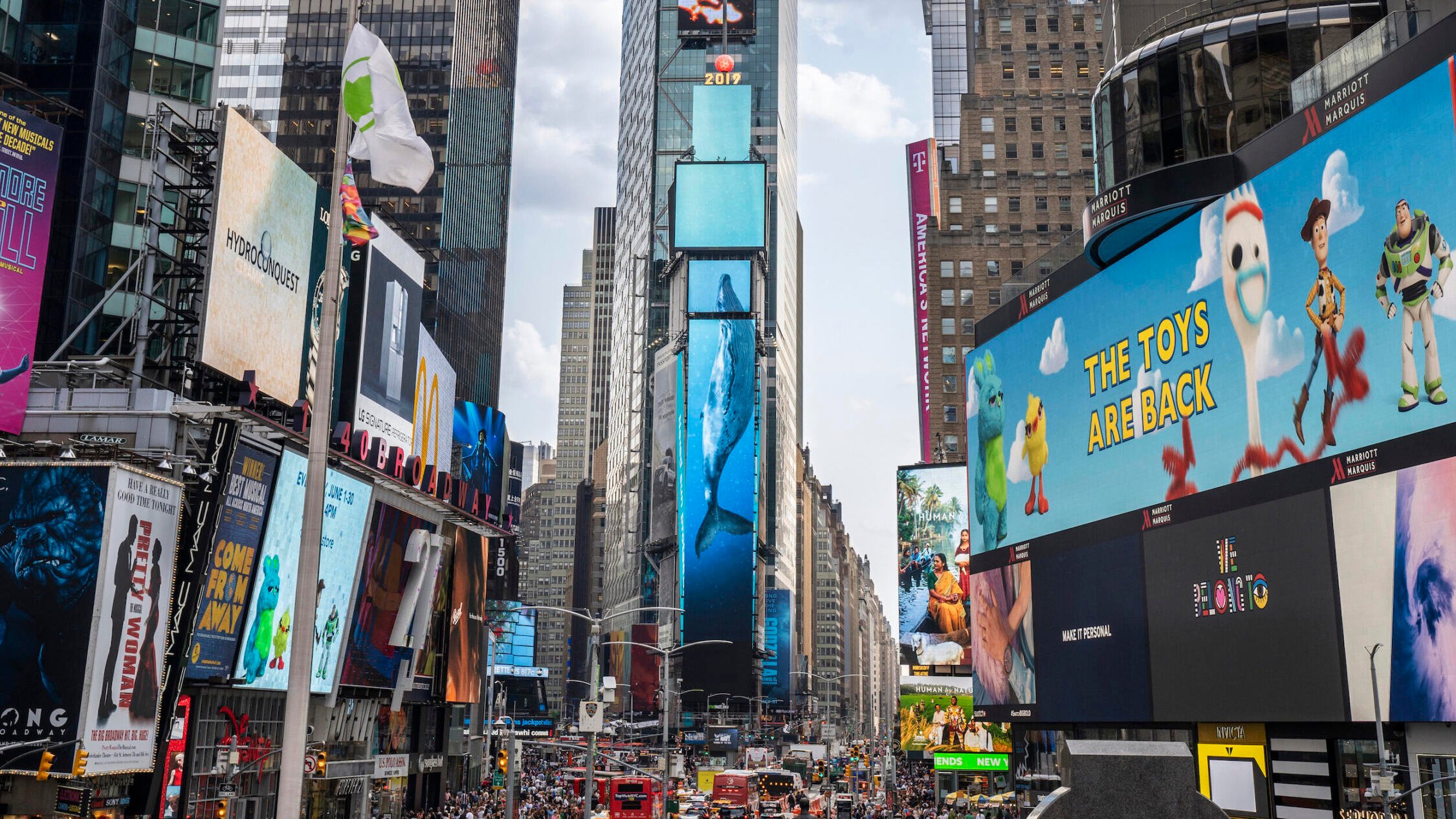 Tòa nhà trống ở Quảng trường Thời đại, New York, Mỹ