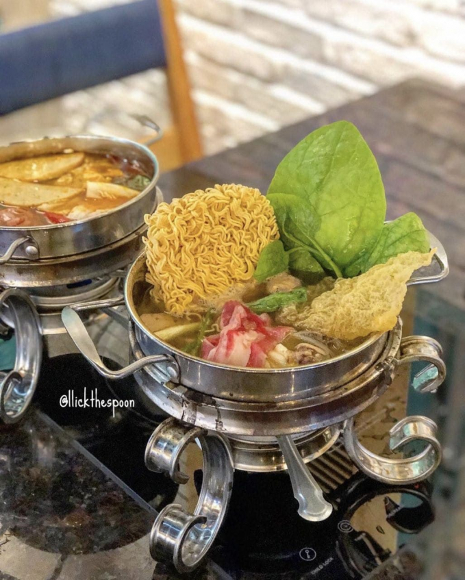 Phần lẩu một người chỉ 79k. Ảnh: @llickthespoon.