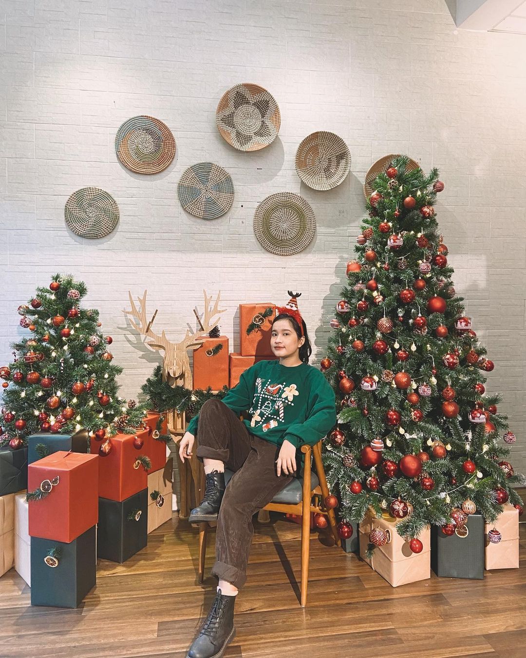 Quán đã trang trí Noel từ giữa tháng 11. Ảnh: @yellowwind112