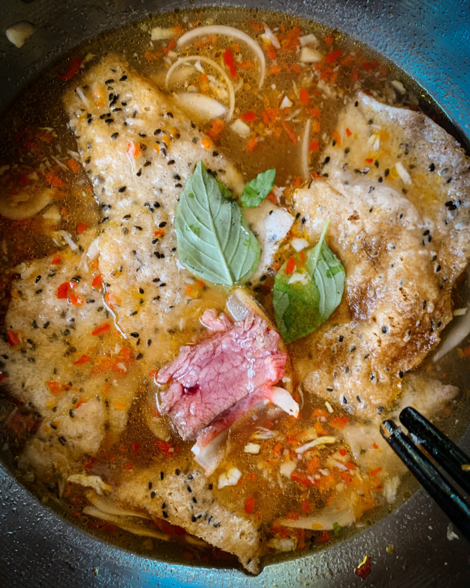 Bobby Tăng Kim Thành cho biết các món nên thử bao gồm: bò nướng và bò nhúng dấm