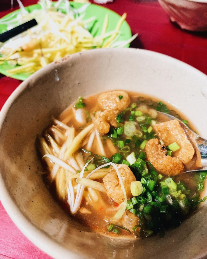 Nước chấm mắm nêm. Ảnh: @foodtodrink