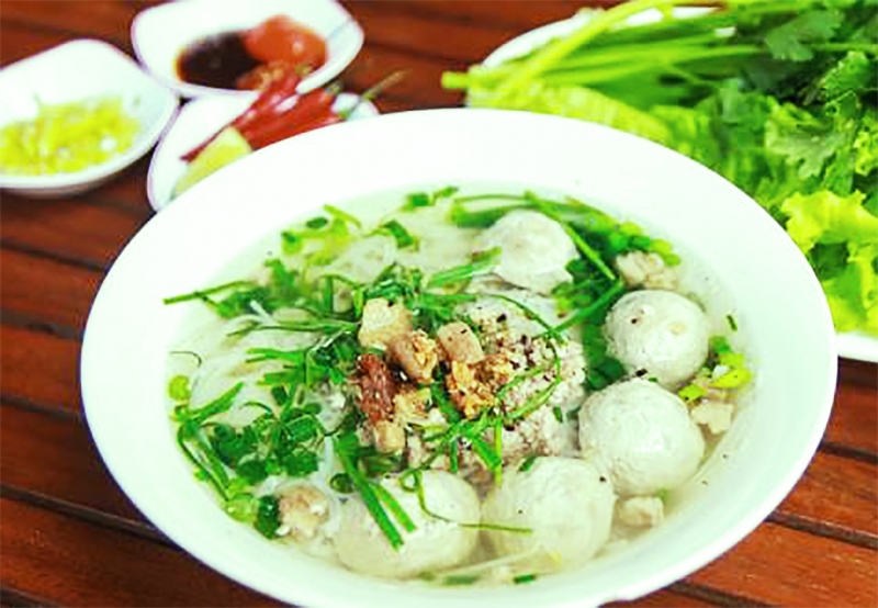 Hủ tiếu 10k nhưng cũng đủ làm bạn thổn thức