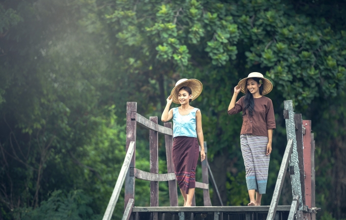 Người Campuchia nổi tiếng thân thiện và hiếu khách, nhưng đừng quên tôn trọng quy tắc riêng của họ. Ảnh: Pixabay.