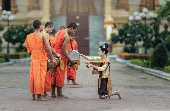 Không được có những hành động thất kính với tín ngưỡng Campuchia. Ảnh: Pixabay.