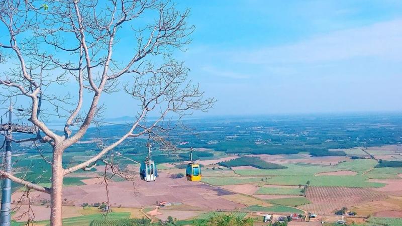 Góc nhìn Tây Ninh từ Núi Bà Đen Ảnh: Nguyễn Duy Tùng