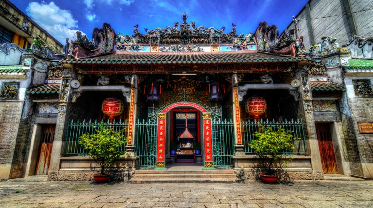 Chùa Bà Thiên Hậu - ngôi chùa cầu may nổi tiếng ở Sài Gòn