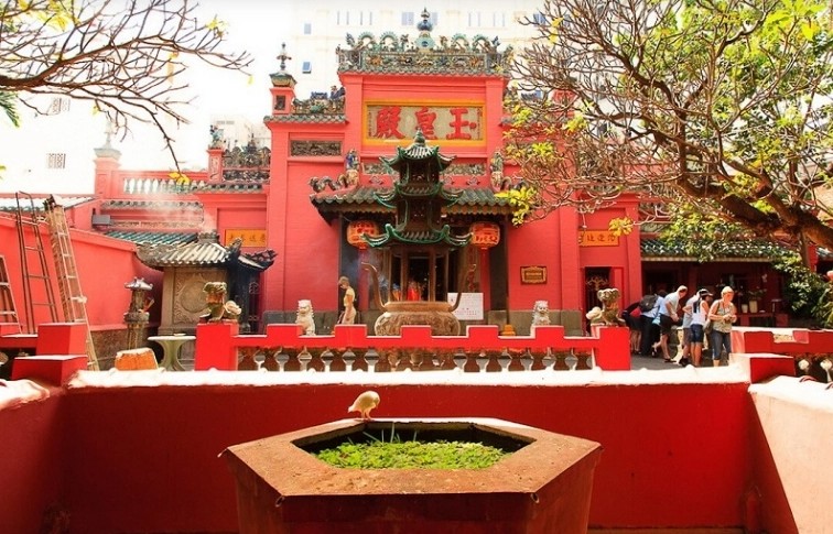 Chùa Ngọc Hoàng - ngôi chùa cầu may nổi tiếng ở Sài Gòn