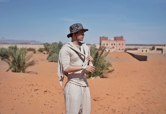 ly-quy-khanh-checkin-tai-maroc