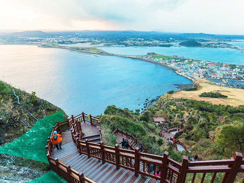 Đảo Jeju thơ mộng qua ống kính người yêu du lịch