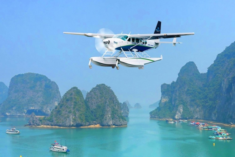 Du lịch Hạ Long - Hãy ngắm vịnh Hạ Long bằng thuỷ phi cơ