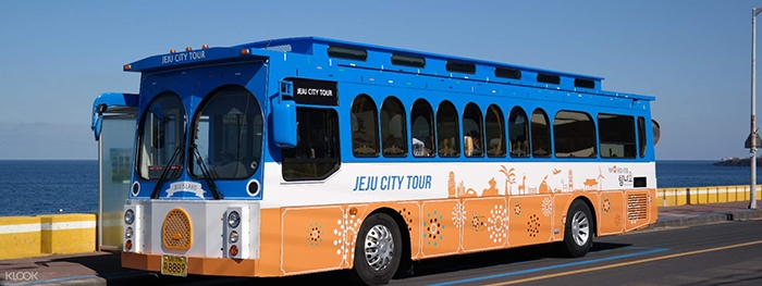 Xe bus trên đảo Jeju