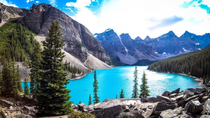 Thung lũng Ten Peaks, Canada - thuộc TOP 10 thung lũng đẹp nhất thế giới